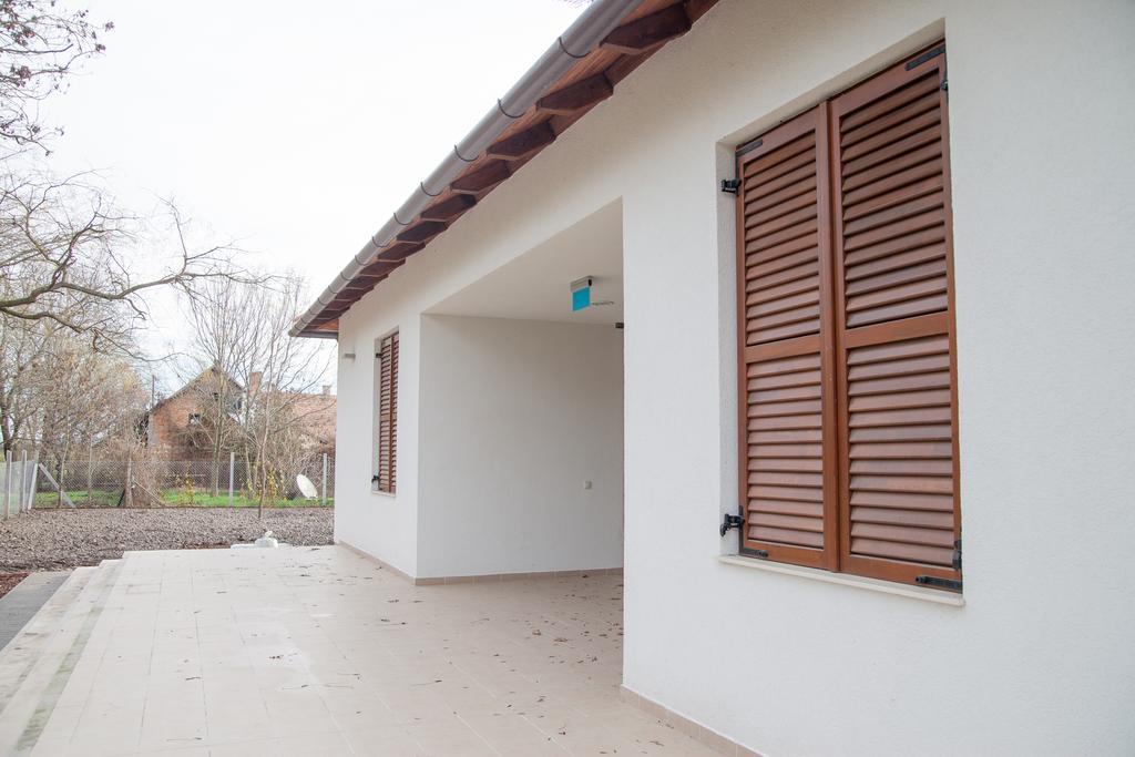 Hotel Kakasszeki Vendeghaz Székkutas Exterior foto